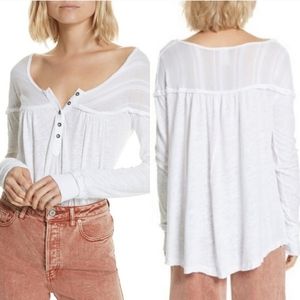 ☀️2/$15☀️ We the Free Down Under Linen Top